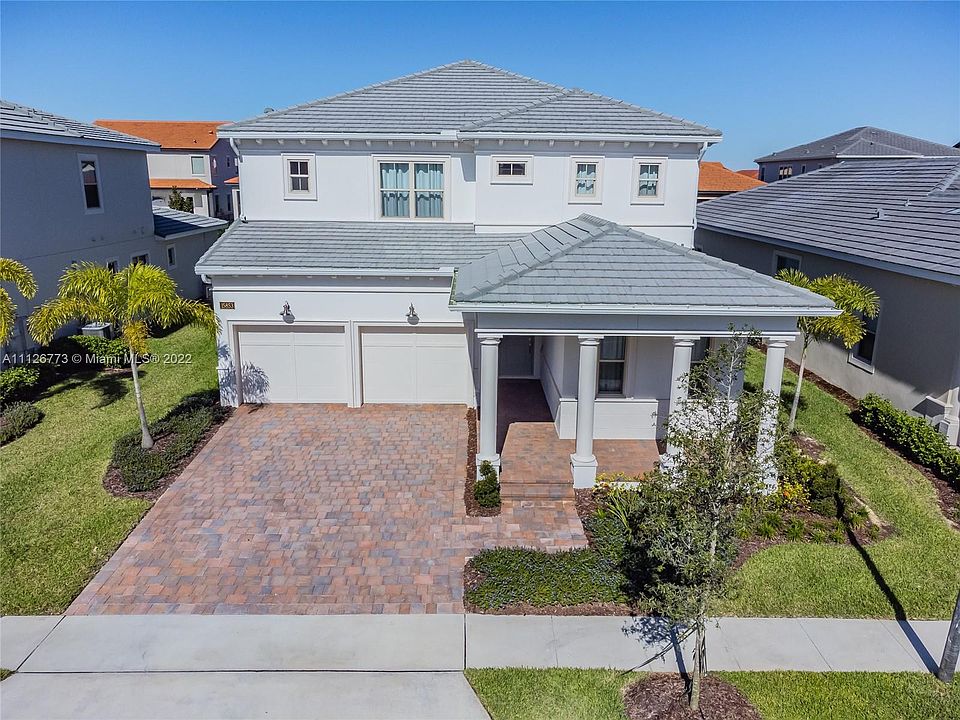 1st image of 15853 Shorebird Ln