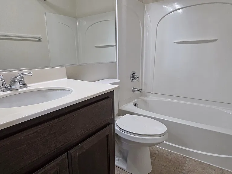 845 Bronze Ln — Photo 25
