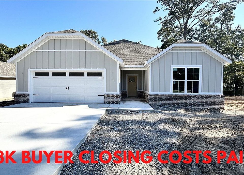 1st image of 4 Roessler Ln