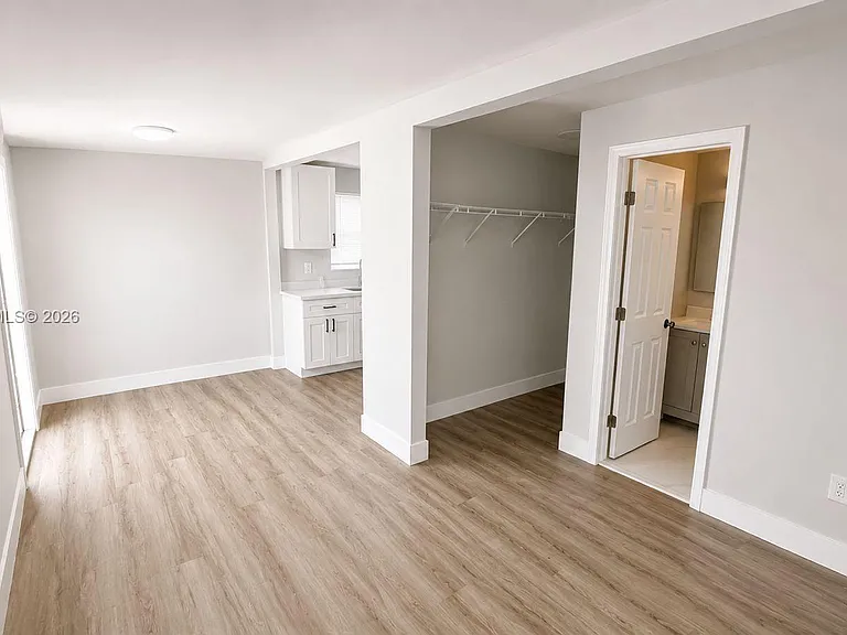2332 Roosevelt St #B — Photo 1