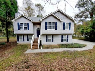 353 Fall View Ct, Winder, GA 30680