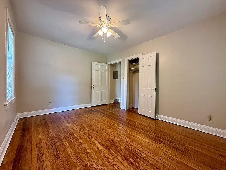 2525 Glenmary Ave #3 — Photo 23