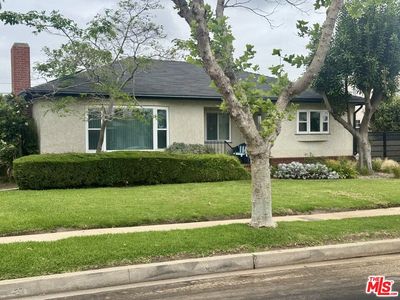 9520 S 2nd Ave, Inglewood, CA, 90305