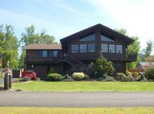 47048 River Ranch Ln, Clatskanie, OR 97016