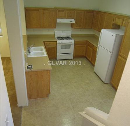 5th image of 7696 Trails Park Pl
