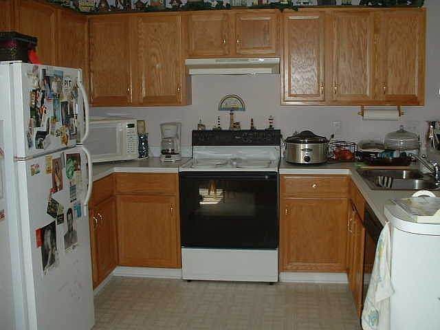 2nd image of 5607 Devon Ln
