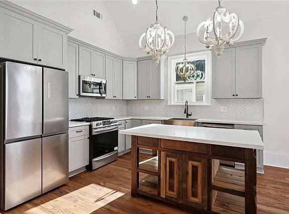 5th image of 2309 Dabadie St