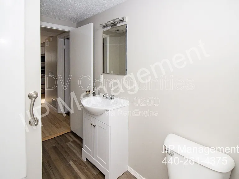 6177 Iroquois Trl — Photo 15