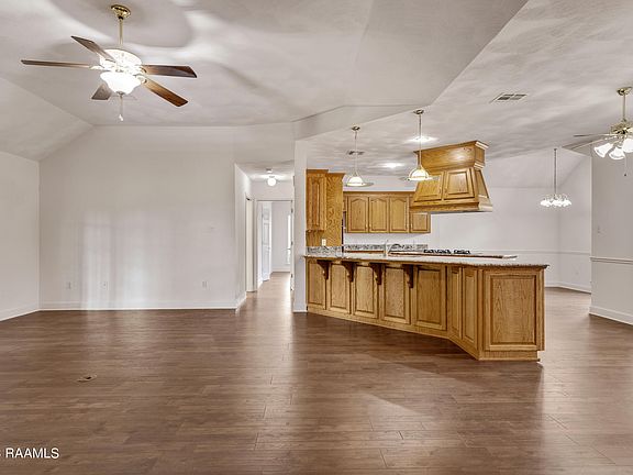 5th image of 1003 Germain St