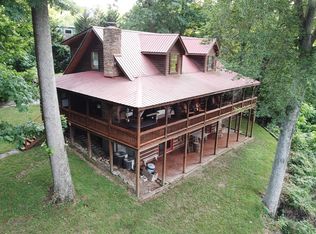 256 E View Dr, Lancaster, TN 38569