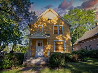 461 Iowa Ave, Aurora, IL 60506