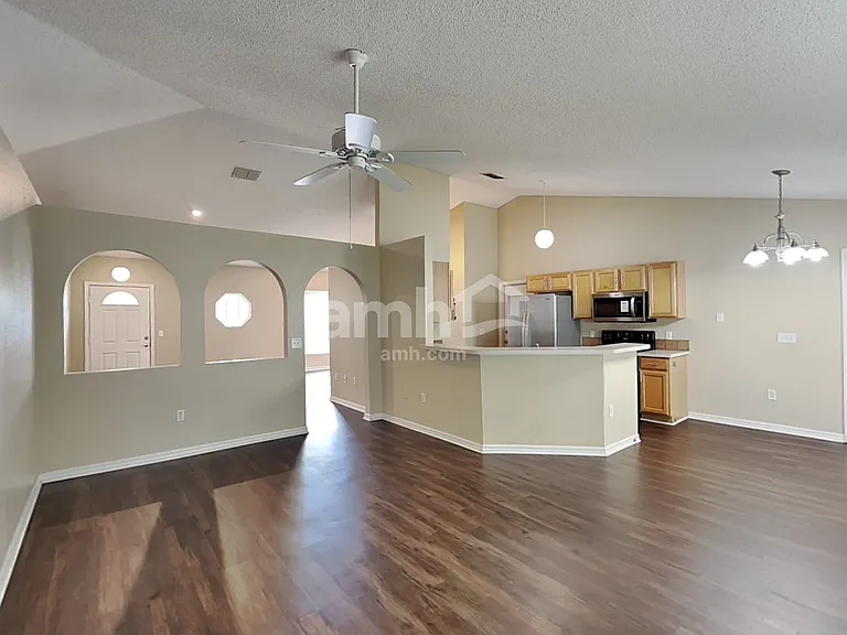 109 Zachary Wade St — Photo 6