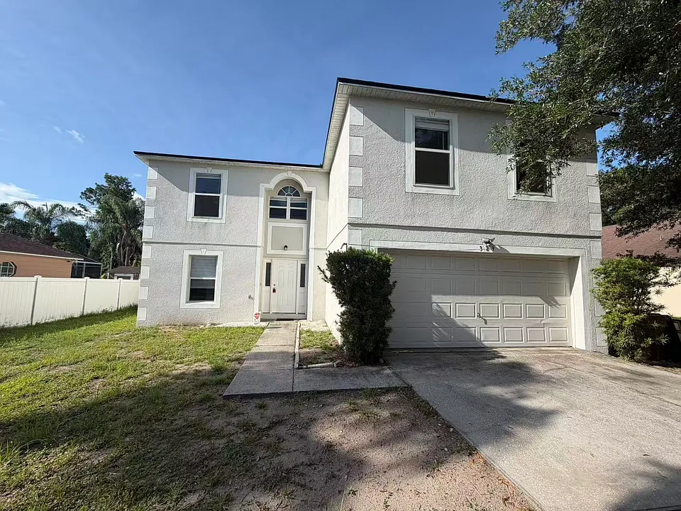 329 Chelmsford Ct