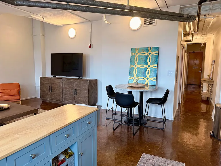 116 S Gay St — Photo 38