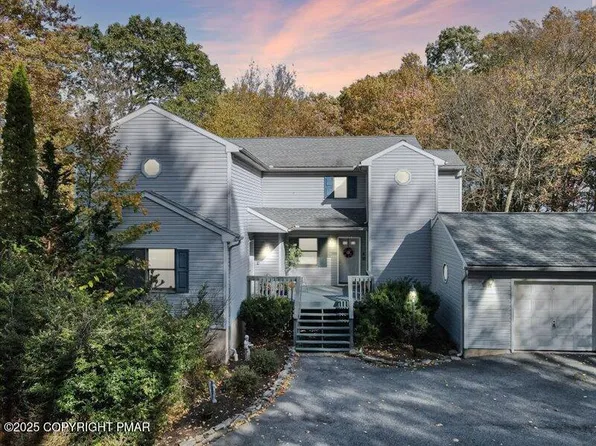 144 Lotus Dr, Scotrun, PA 18355