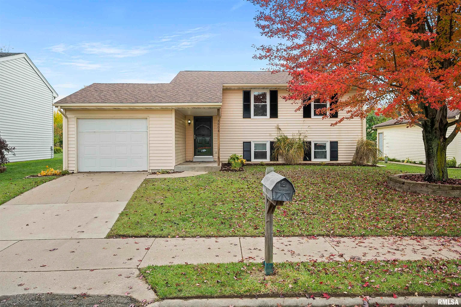 4608 W Rockwell Dr photo 1
