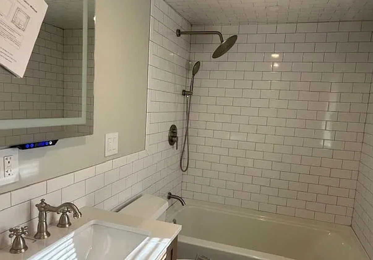 2 bed, 1832 sqft, $3,000 — Photo 4