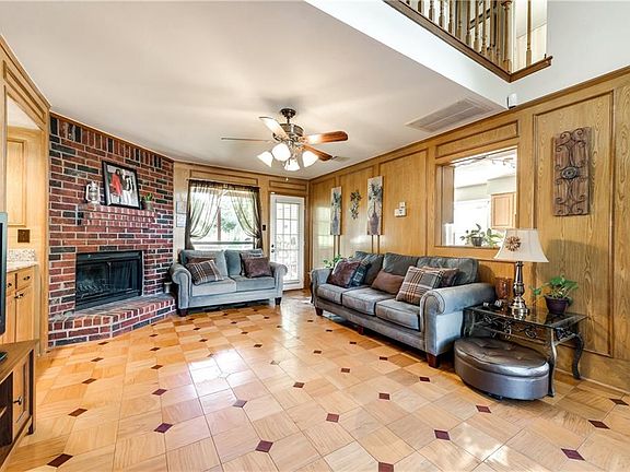 5th image of 6614 Shorewood Dr