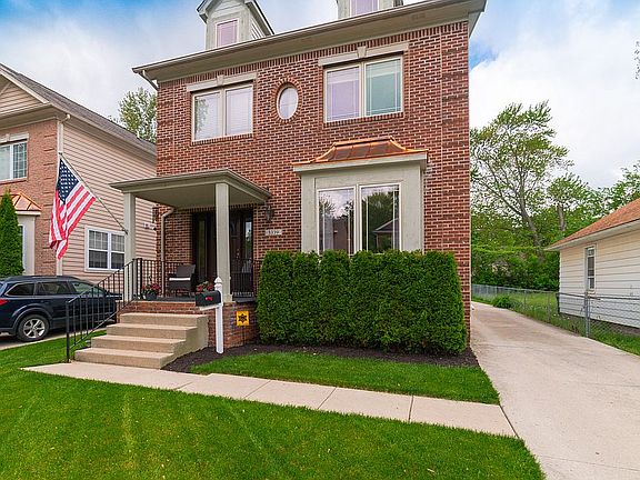 3rd image of 3339 Cummings Ave