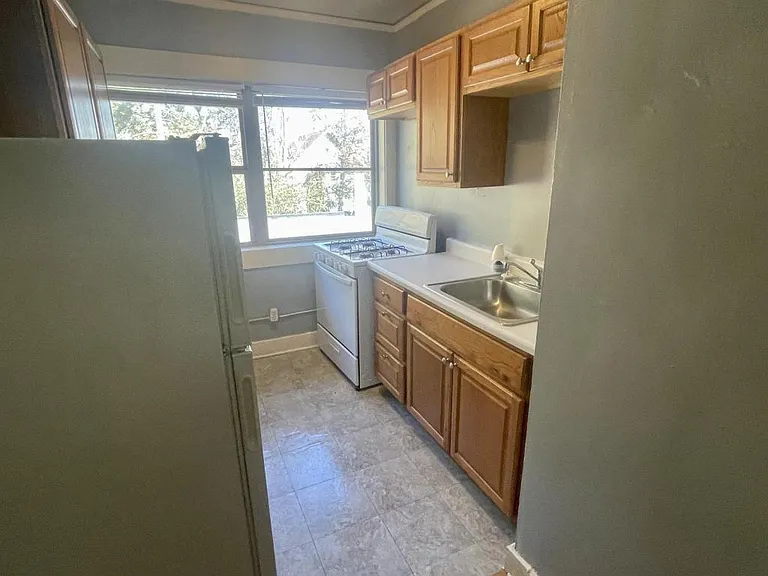 2813 Cottage Grove Ave — Photo 7