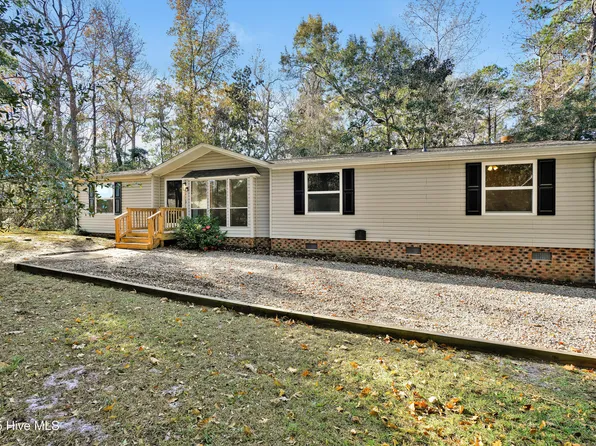 8921 Bonaparte Drive SW, Sunset Beach, NC 28468