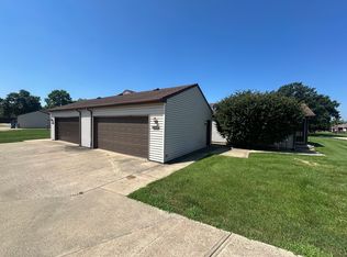 912 Pomona Dr #912, Champaign, IL 61822