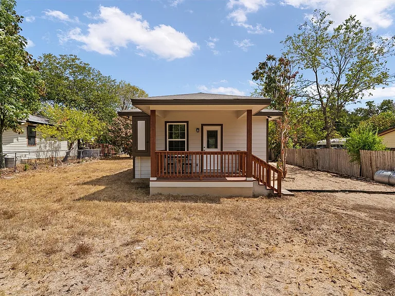 10004 1/2 Gail Rd — Photo 26