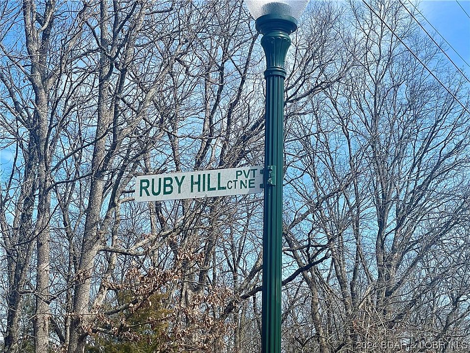 1st image of 1076 Ruby Hill Ct