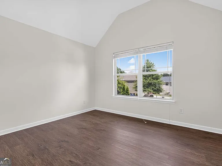 2210 Apple Orchard Way — Photo 40