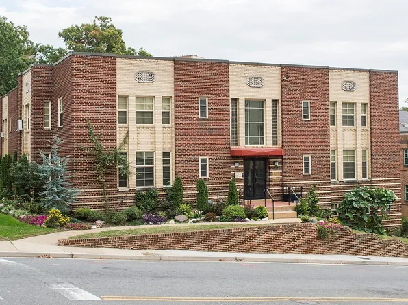 Courthouse Manor, 1233 N Courthouse Rd APT 207, Arlington, VA 22201