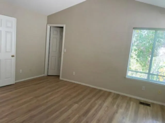 1677 Klipspringer Dr — Photo 24