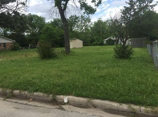8208 Sussex St, White Settlement, TX 76108