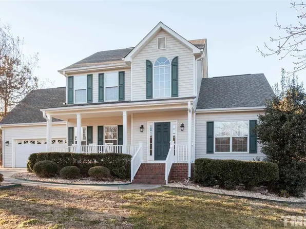 15 Longwood Dr, Youngsville, NC 27596