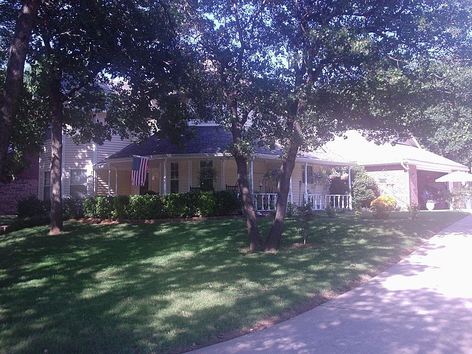 2 story victorian home with wrap aound porch