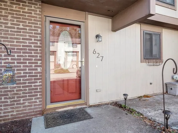 627 Deer Watch Rd, Bridgeville, PA 15017