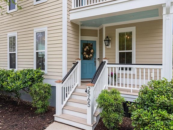 2nd image of 2565 Rutherford Way