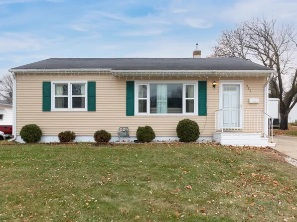 920 Bourland Ave, Waterloo, IA 50702