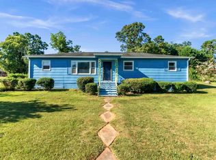 17 Charles Dr, Wellford, SC 29385