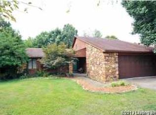 203 Lancaster Cir, New Albany, IN 47150