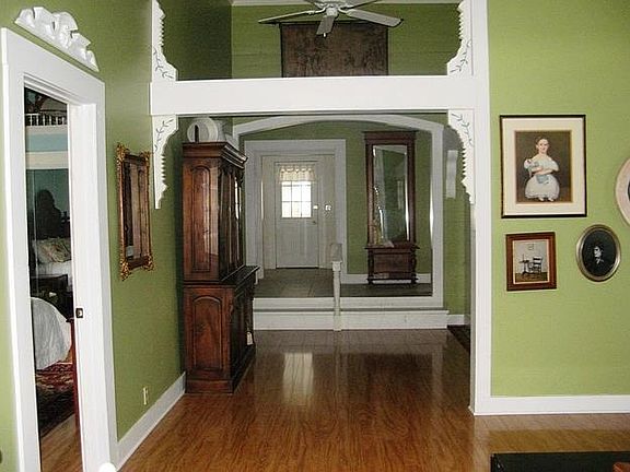 4th image of 70 5th St