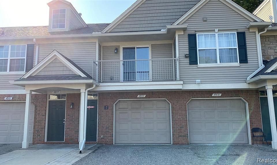 1st image of 49117 W Woods Dr