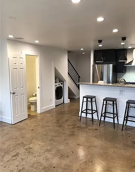 1-228 Webster St NE #1 — Photo 31