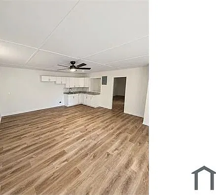 2920 Kentwood Dr
