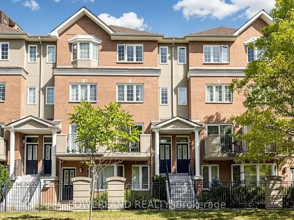 28 Sommerset Way #1120, Toronto, ON M2N 6W7