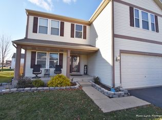 1148 Swan Dr, Elburn, IL 60119