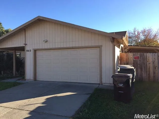 5012 Clover Glen Way photo 1