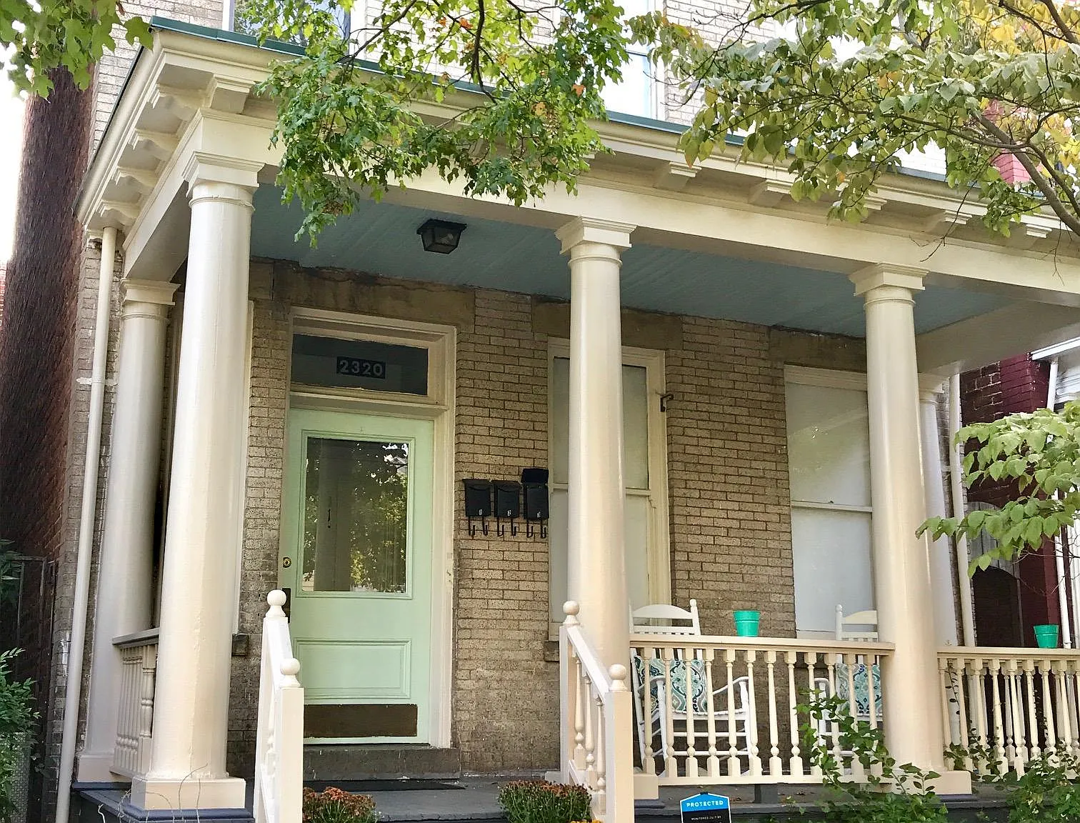 1 bed, 366 sqft, $1,200 — Photo 1