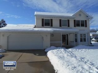 2168 Gloucester Dr, Green Bay, WI 54304