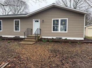 27024 116th St, Trevor, WI 53179