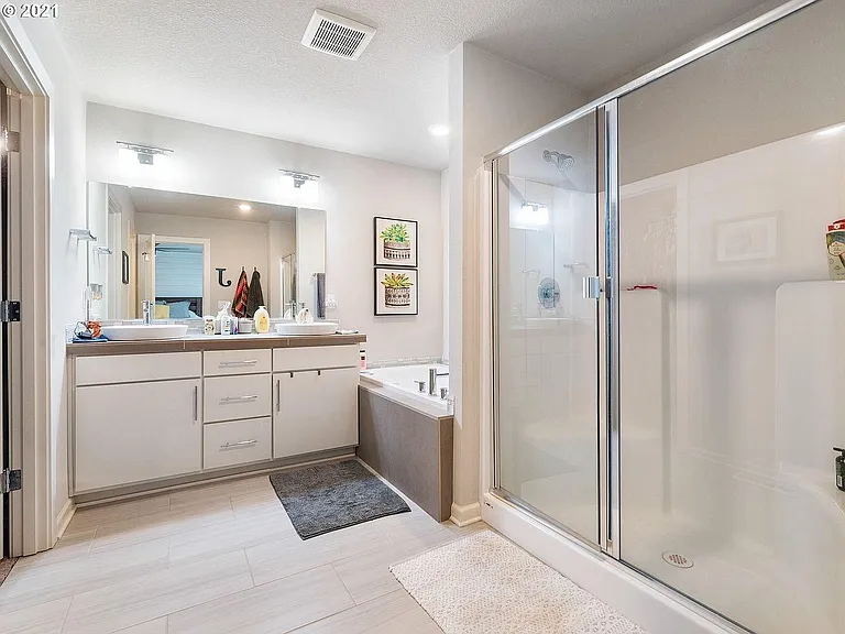 16844 SE Fox Glen Ct — Photo 14
